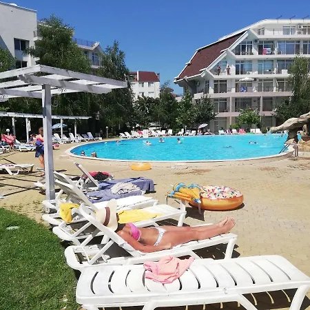 Grahams Spacious 2 Bed For Rent At Sunny * Sunny Beach