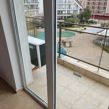 Grahams Spacious 2 Bed For Rent At Sunny شقة *